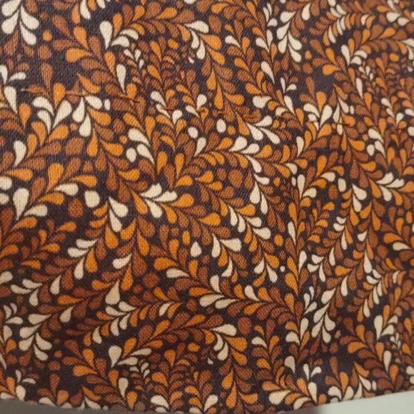 Hand stitched Feathered Floral Shoulder Bag - Picture 2 of 5